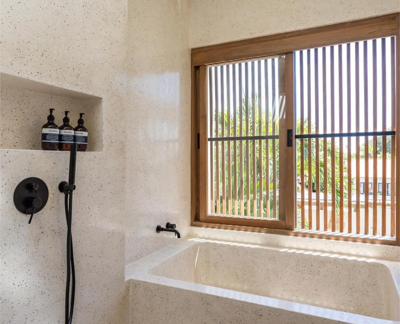 Hood Villas Bingin New 3Bdr Tropical Villa Pecatu